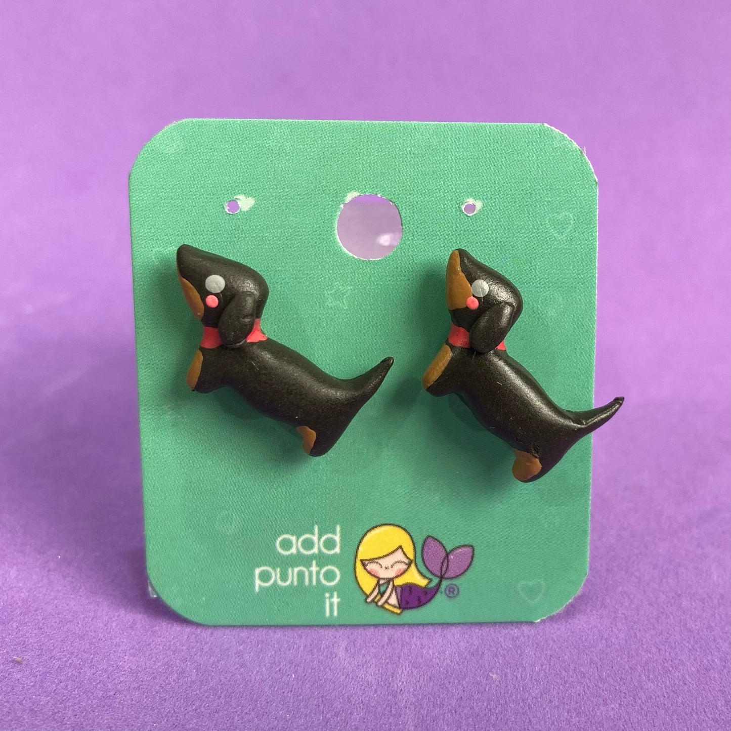 Aretes · Perrito Salchicha negro