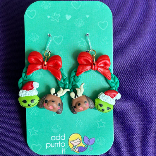 Aretes · Corona Grinch y Max 2025