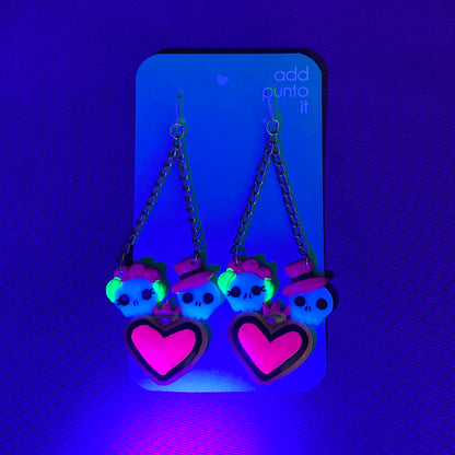 Arete de gancho · Amor Eterno 2025 (PREVENTA)