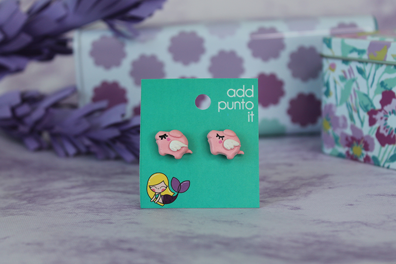 Aretes · Cerdito con Alas