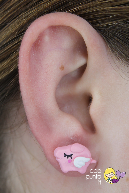 Aretes · Cerdito con Alas